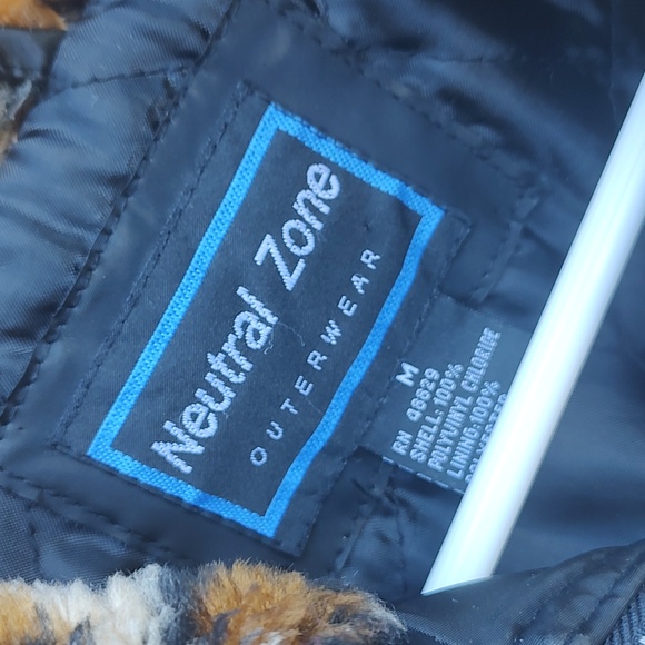 Leopard/black 🧥 - Picture 7 of 9